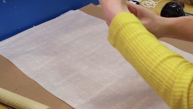 Изготовление цветных катаных свечей в хозяйстве Боба Бинни