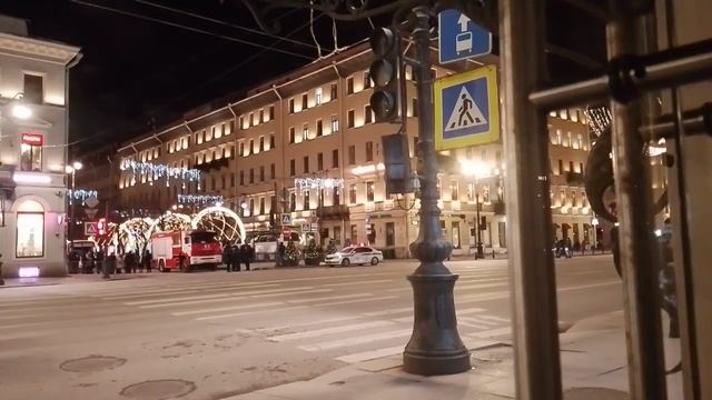 Невский. 20:10 31 декабря.