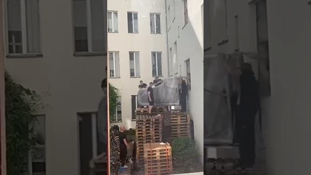 Как занести пианино на 2ой этаж