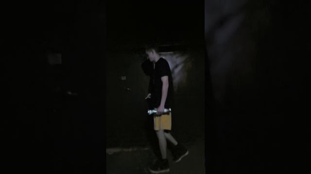 взрываем хлопушку