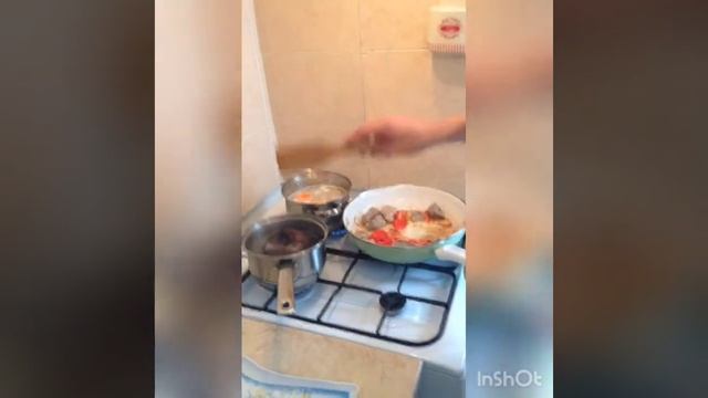 Суп з шашлика і салат з бурячка!