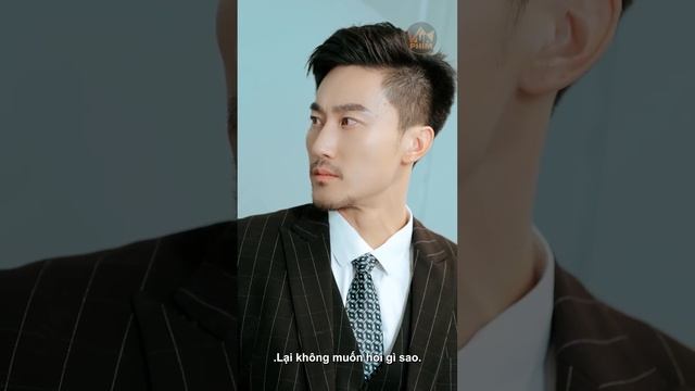 Cô Gái Làm Rớt "Ngày Đèn Đỏ" Lên Mặt Chủ Tịch, Lại Bất Ngờ Được Thuê Về Làm Đại Tiểu Thư Tài Phiệt