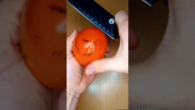 Отличие Испанской хурмы от хурмы из детства