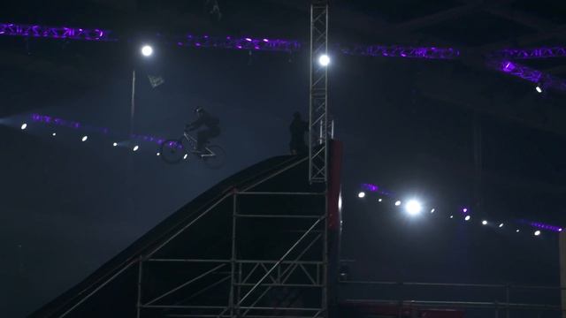 Evgeny Kurnikov | Lawn-dart frontflip over 20 meters (Crash)