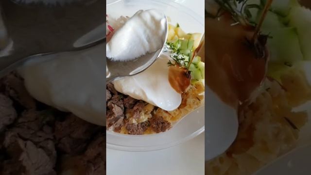 окрошка со сметаной и соевым соусом. попробовали бы?