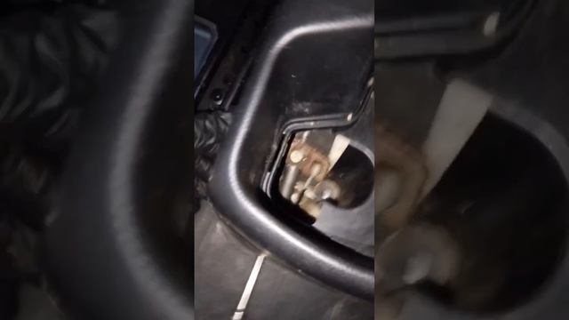 Киа Рио 3 регулировка ручника