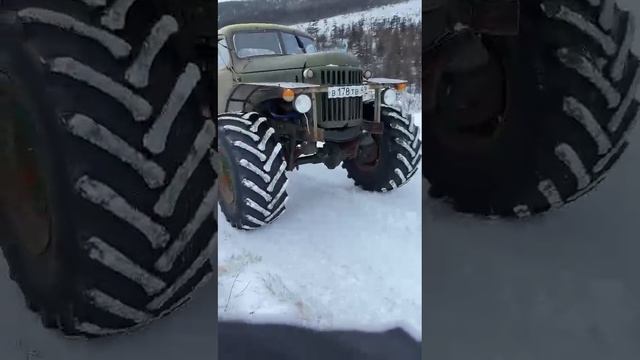 ЗИЛ 157 поехали в лес