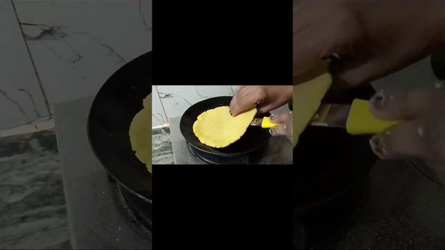village styil makki ki roti # shorts # makki ki Roti recipe