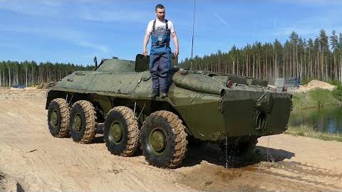 Мы нашли БТР-70! Так ли он хорош на бездорожье？