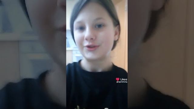 Like_7456366550507653087.mp4