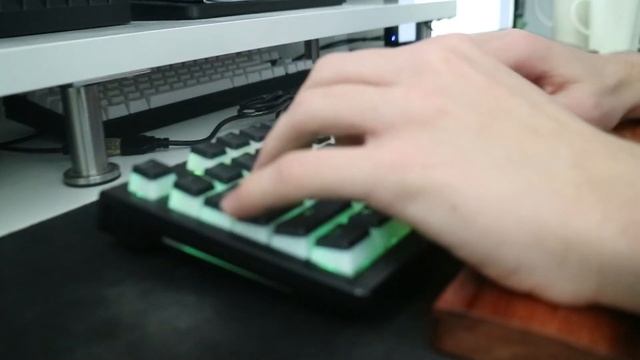 Cherry MX speed sound test - Ducky shine 6 w/ pudding caps