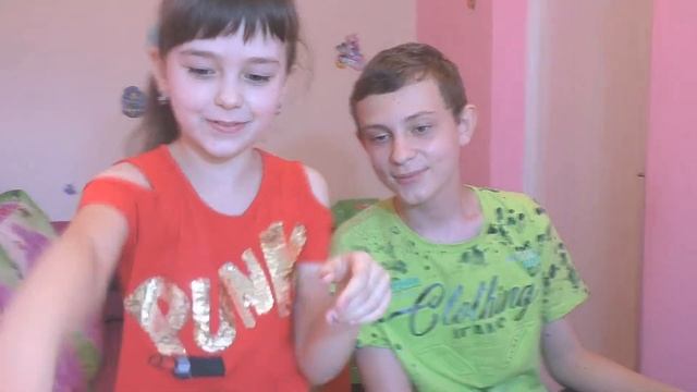 БУРГЕР ЧЕЛЛЕНДЖ от  FUNNY VELL!  САША VS ЛЕРА/BURGER CHELLENGE с Огромными Булками