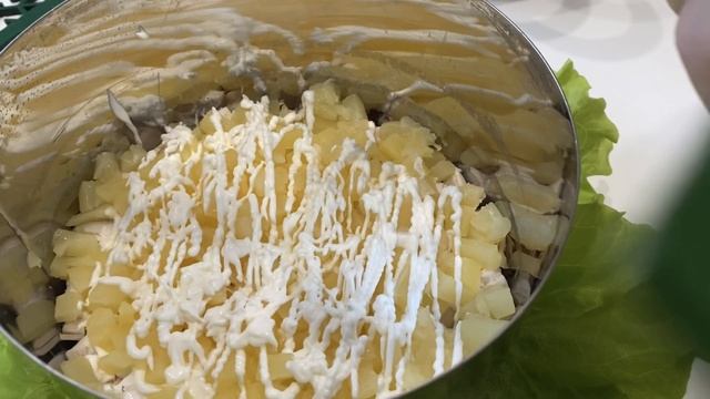 Этот салат готовлю на каждый праздничный стол.