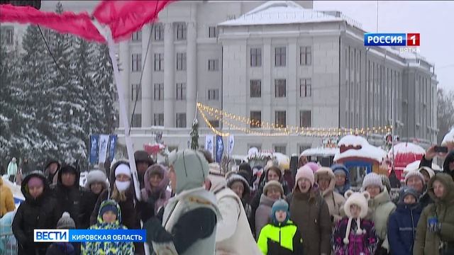 В Кирове впервые проходит фестиваль зимних уличных театров