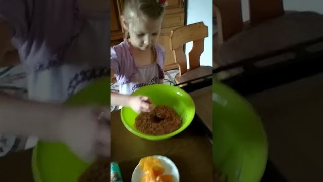 Гнездышки из фарша.