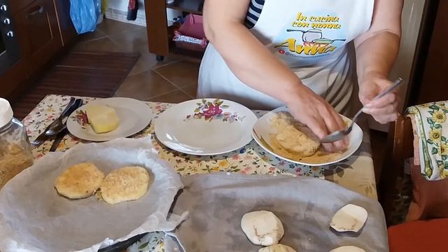 Fette di melanzane gratinate #cucinacalabrese #cucinaitaliana #melanzane #eggplant