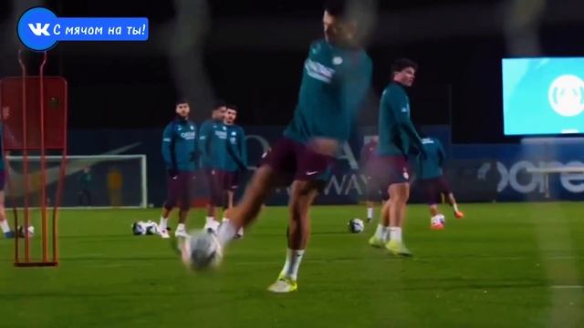 Тренировка паса от Luis Enrique