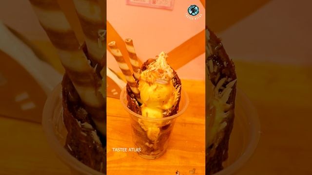 Chocolate overloaded Bubble Waffle | #shorts | Croffles  | Tastee Atlas