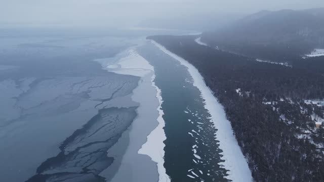 Бурятская этническая музыка на фоне начала ледостава на Байкале