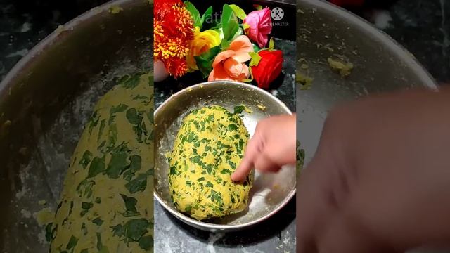 Palak Paratha recipe #shorts #palakparatha #youtubeshorts