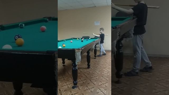 Игоряныч и бильярд