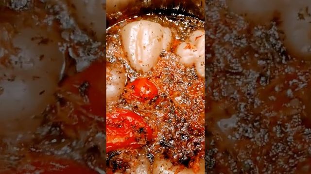 Фаршированный перец. Красный.Желтый. Зеленый Сочный фаршированный перец