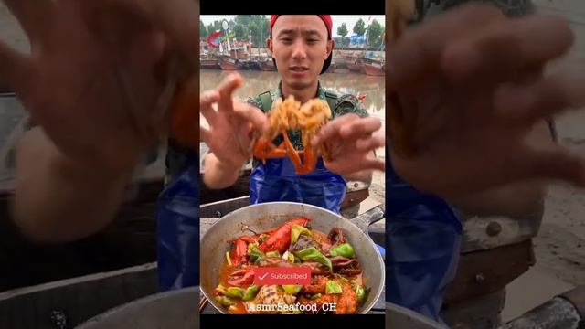 Asmr video pescador comiendo cangrejo | Asmr video fisherman eating Crab | カニを食べるAsmrビデオ漁師 | #short