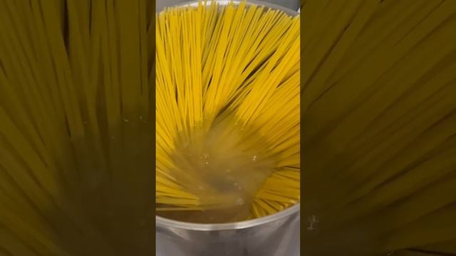 🍝 Паста карбонара 🍝 10 из 10 🍝 Ну очень вкусно и простой рецепт 🍝