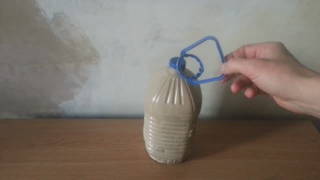 Самодельная ручка для пластиковой бутылки.2 варианта