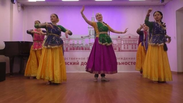 Чихун Чихун | Народный танец Уттар-Прадеша Театр ТАРАНГ | Дом национальности Москва | Россия