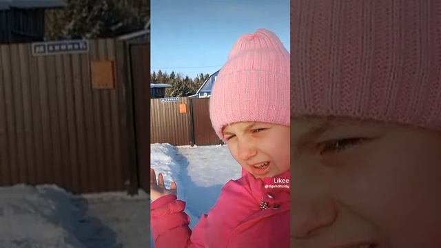 Like_7456677128182761439.mp4