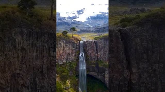 Водопад Лагуна Зеркало на Восточном леднике Сьерра-Невада, Араукания, Чили.