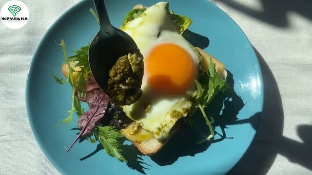 Горячий pesto-бутерброд/ Hot pesto-sandwich