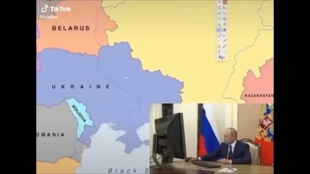 Путин осваивает компьютер