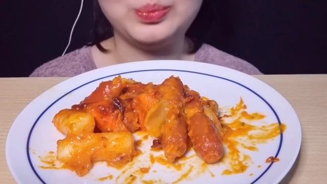 SUB) ASMR 로제소시지떡볶음 먹방 (ft. 야채) Rose Sausage Tteokbokki Mukbang (ft. Vegetables)