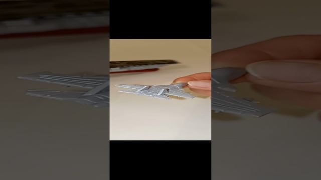 Мир Лего модель китайского авианосца с авиагруппой.
