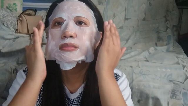 #INNISFREE It's real squeeze mask | Manuka Honey | v39