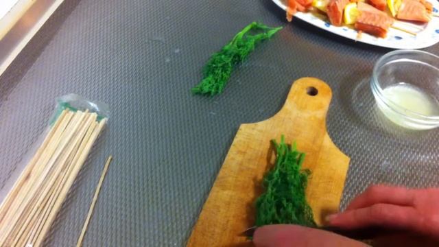 Grilled Garlic-Dill Salmon Kebabs / Fish Kebab with Garlic