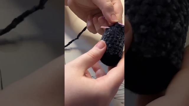 Кстати, как тебе чертёнок на видео? #ручная_работа #handmade #амигуруми #amigurumi