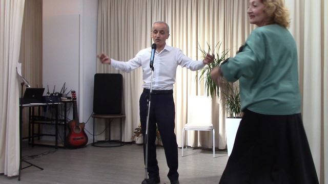 Два кувшина - Армен Восканян