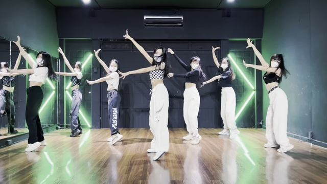 Pitbull - Go Girl Dance Cover by BoBoDanceStudio ｜ Douyin