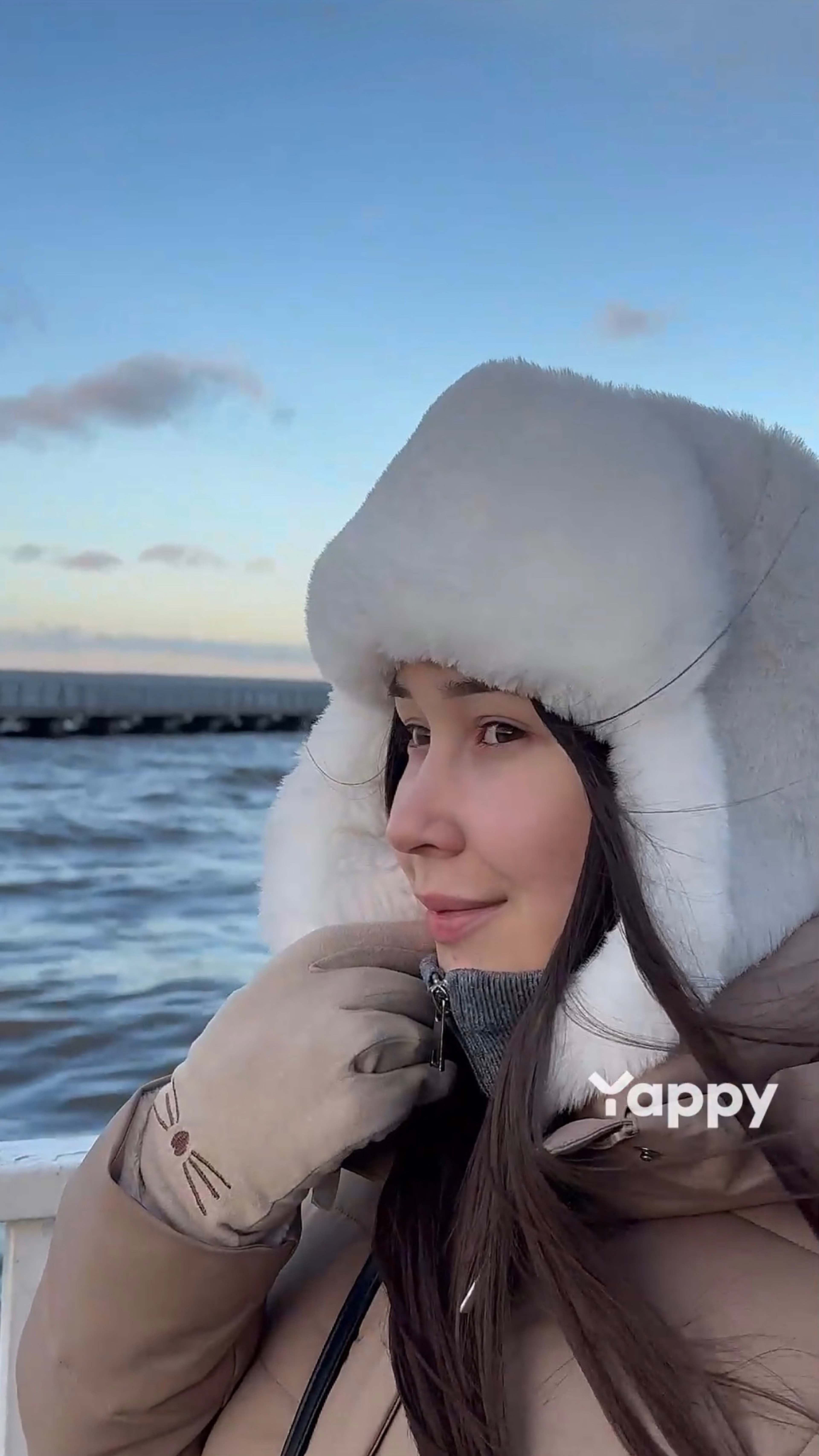 Настенька в Петергофе