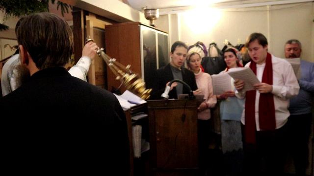 Всенощное бдение на ночном рождественском богослужении. Понедельник-вторник, с 6 на 7 января 2025 г