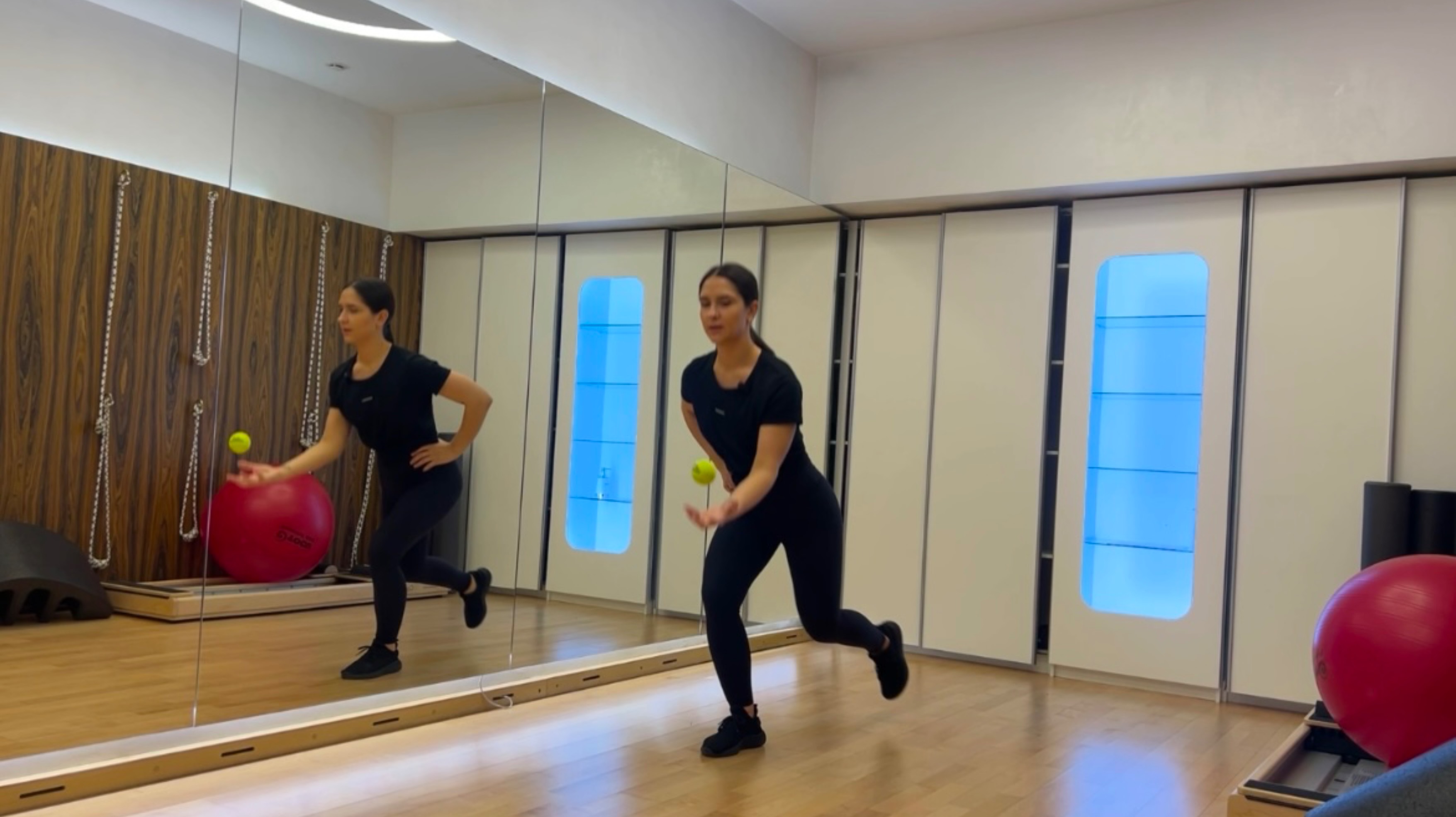 Упражнения с теннисным мячом 🎾 Нейрофитнес. С усложнением.