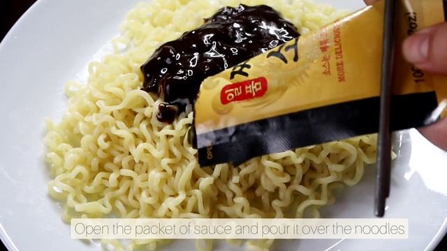 How to make Paldo jjajang men (instant black bean sauce ramen)