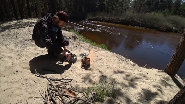 Новая печь-щепочница. Тестирую в полевых условиях. Легкая и удобная!