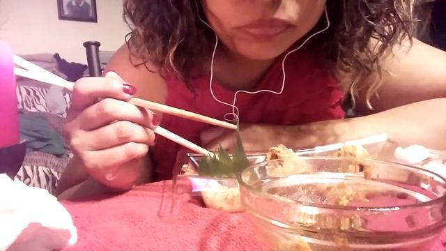 Asmr(💗day, eating Sushi crunchy rolls, chocolate covered strawberries)
