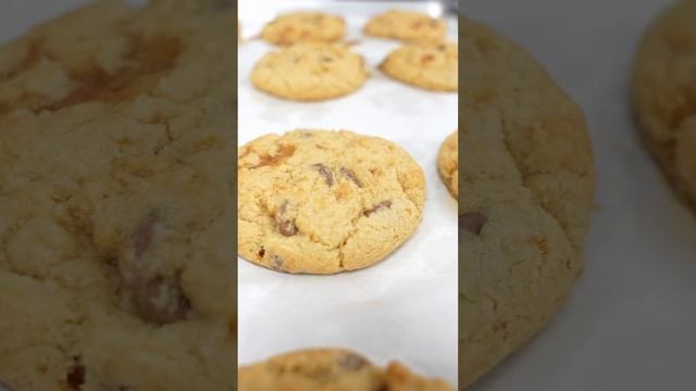 Sea Salt Toffee | Crumbl Cookies