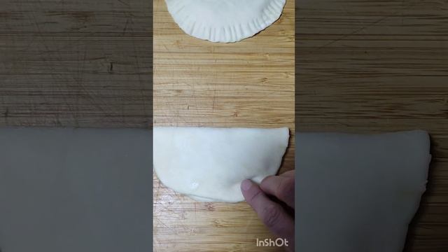 ЧЕБУРЕКИ! ХРУСТЯЩИЕ И СОЧНЫЕ ЧЕБУРЕКИ! CHEBUREKS! #shorts