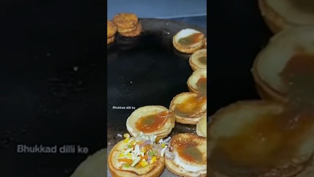 Comment me aapke city me burger ka kya price hai. #Street food Burger 🍔🍔 #junkfood #youtube #viral